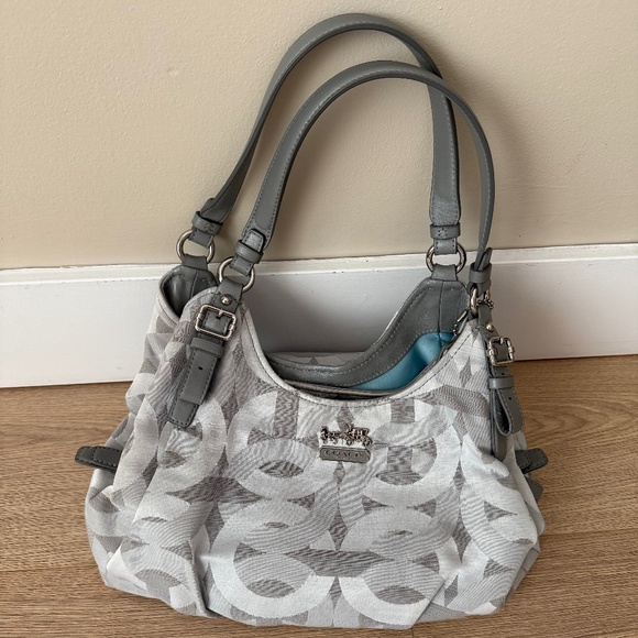 Coach Purse - Picture 1 of 1